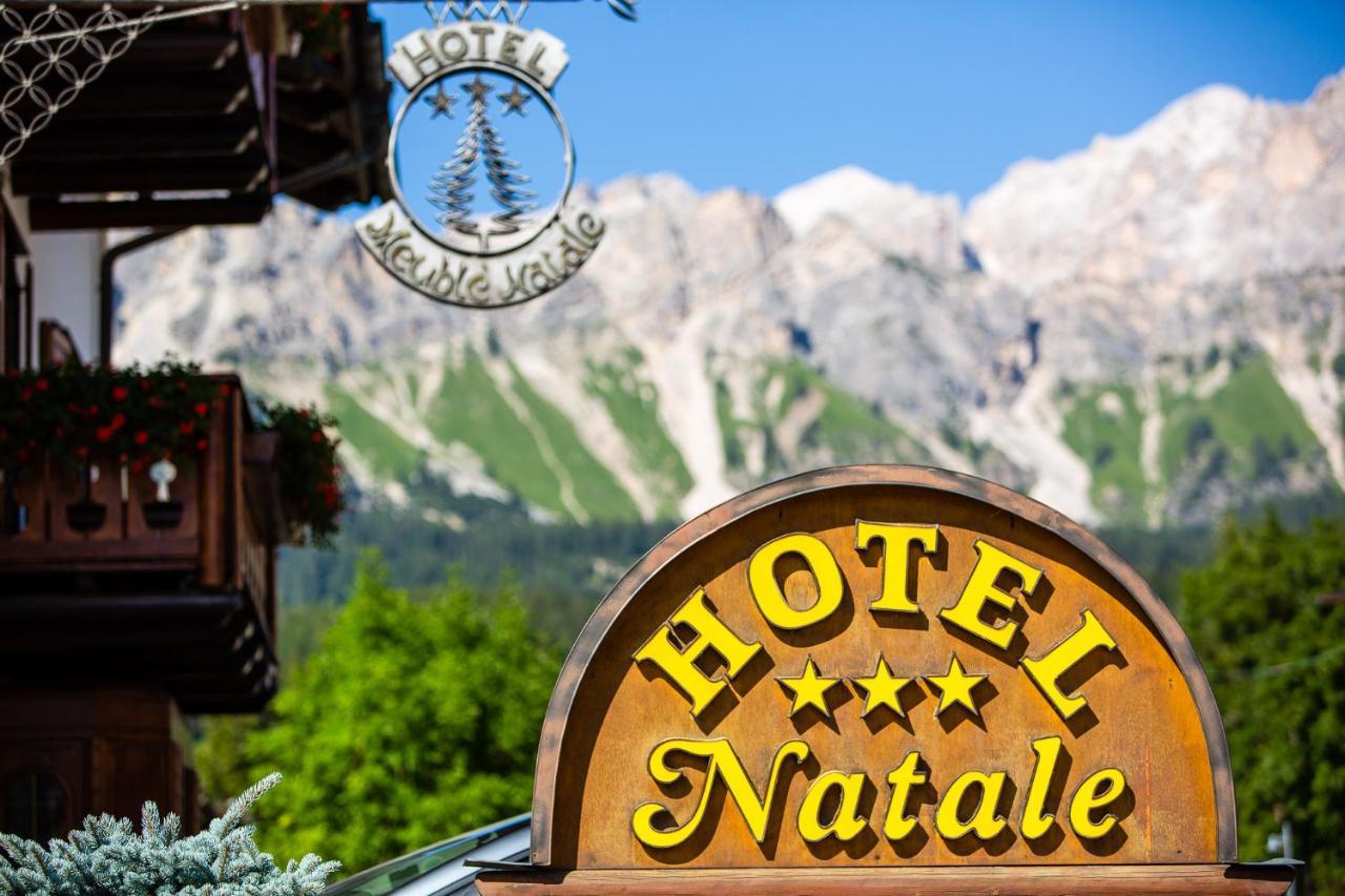 Hotel Natale กอร์ตินาดัมเปซโซ ภายนอก รูปภาพ