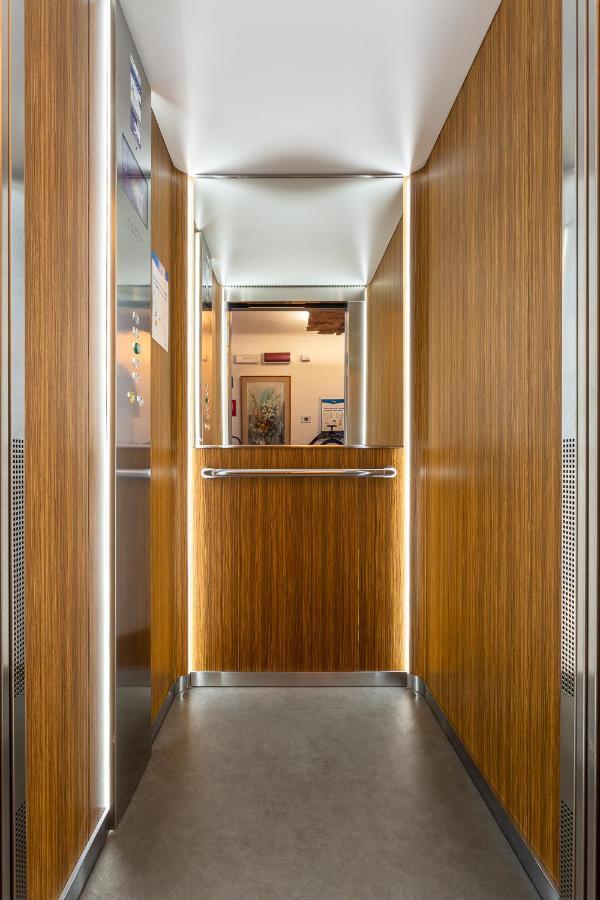 Hotel Natale กอร์ตินาดัมเปซโซ ภายนอก รูปภาพ